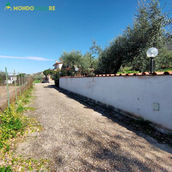 casa indipendente in vendita a Palombara Sabina