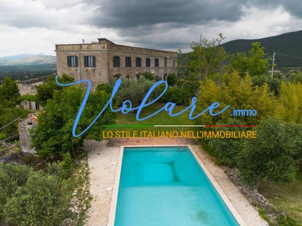 casa indipendente in vendita a Palombara Sabina