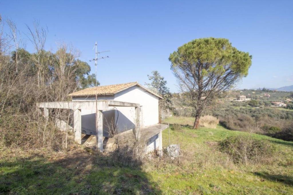 casa indipendente in vendita a Palombara Sabina