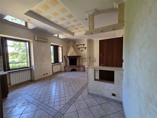 appartamento in vendita a Palombara Sabina