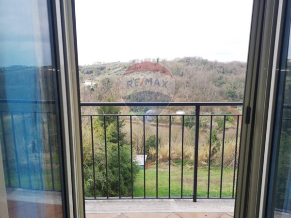 appartamento in vendita a Palombara Sabina in zona Cretone