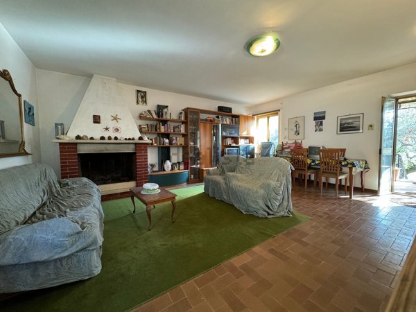 casa indipendente in vendita a Palombara Sabina