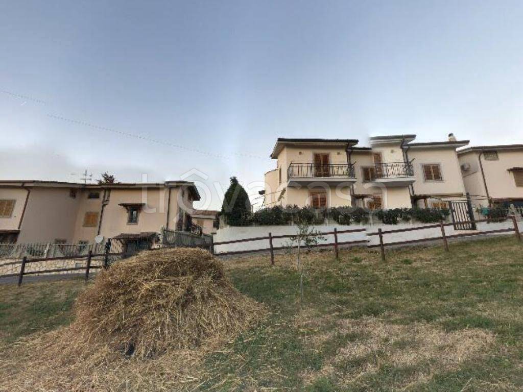 appartamento in vendita a Palombara Sabina