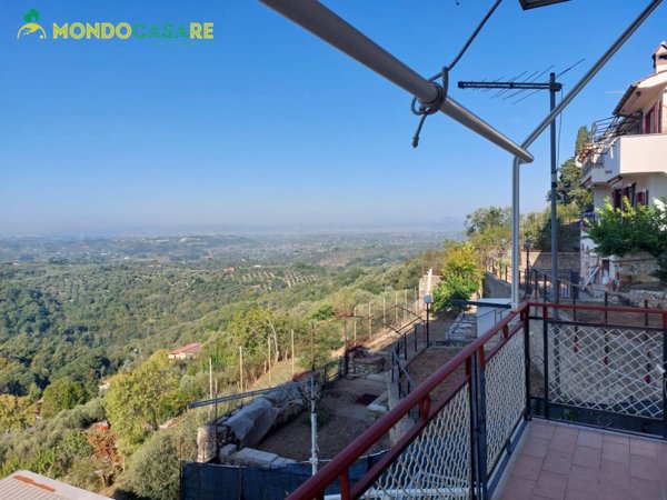 appartamento in vendita a Palombara Sabina