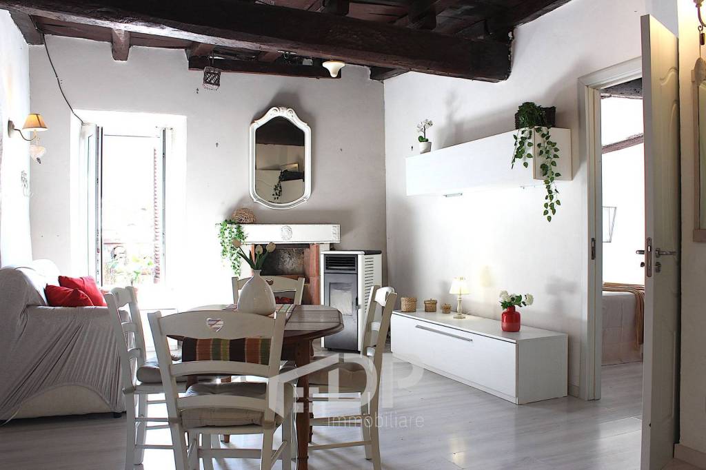 appartamento in vendita a Palombara Sabina