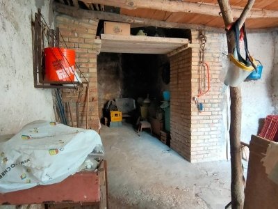 locale di sgombero in vendita a Palombara Sabina