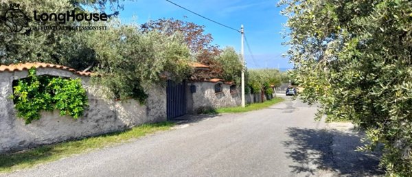 casa indipendente in vendita a Palombara Sabina