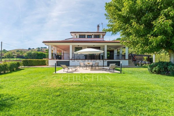 casa indipendente in vendita a Palombara Sabina