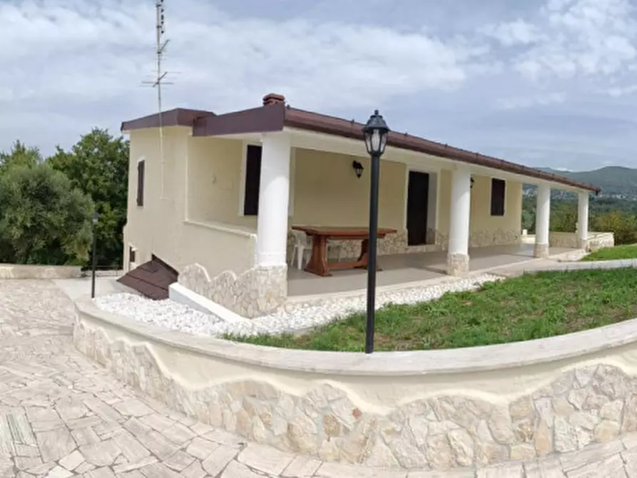 casa indipendente in vendita a Palombara Sabina