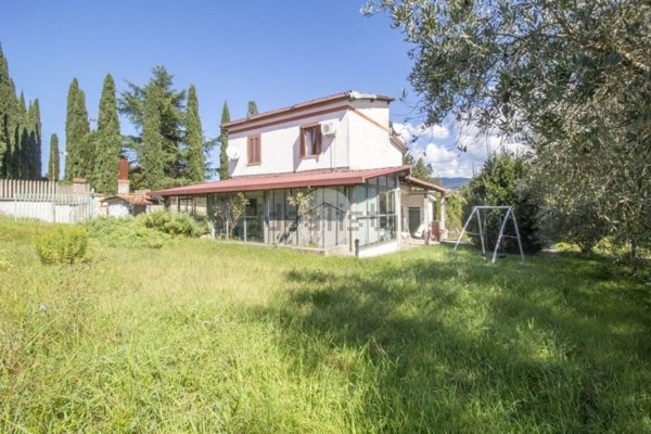 casa indipendente in vendita a Palombara Sabina