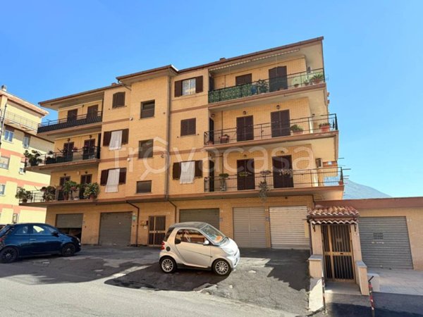 appartamento in vendita a Palombara Sabina