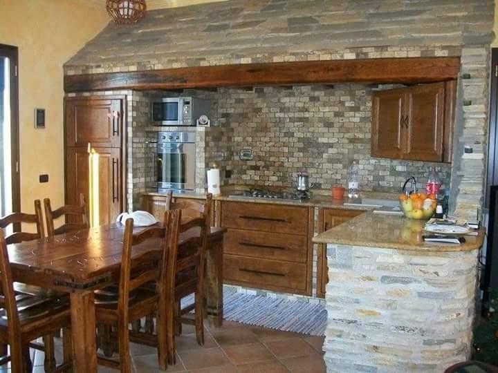 casa indipendente in vendita a Palombara Sabina