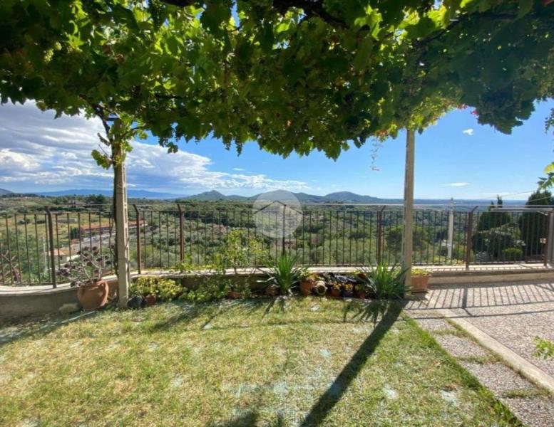 casa indipendente in vendita a Palombara Sabina