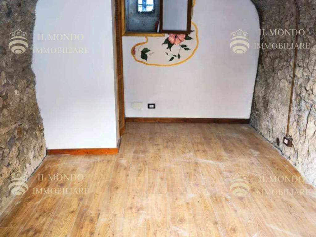 negozio in vendita a Palombara Sabina