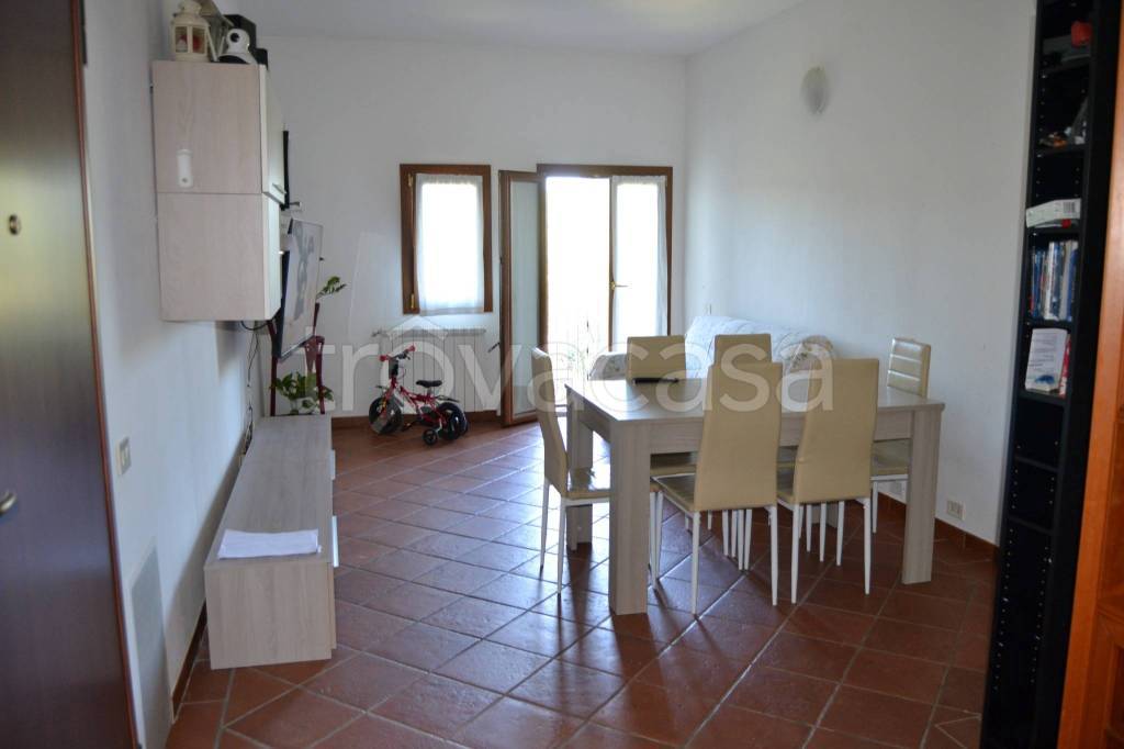 appartamento in vendita a Palombara Sabina in zona Cretone