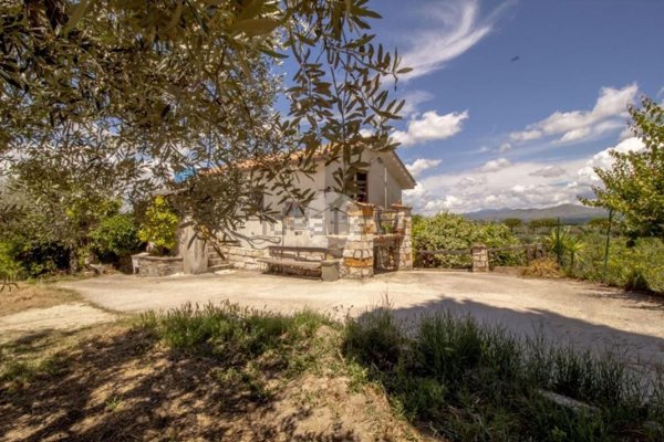 casa indipendente in vendita a Palombara Sabina