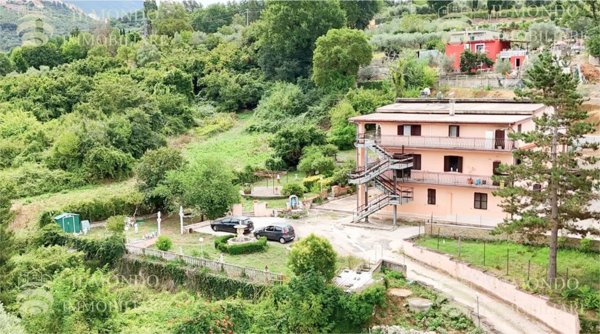 casa indipendente in vendita a Palombara Sabina
