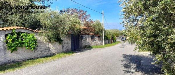 casa indipendente in vendita a Palombara Sabina