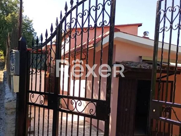 casa indipendente in vendita a Palombara Sabina