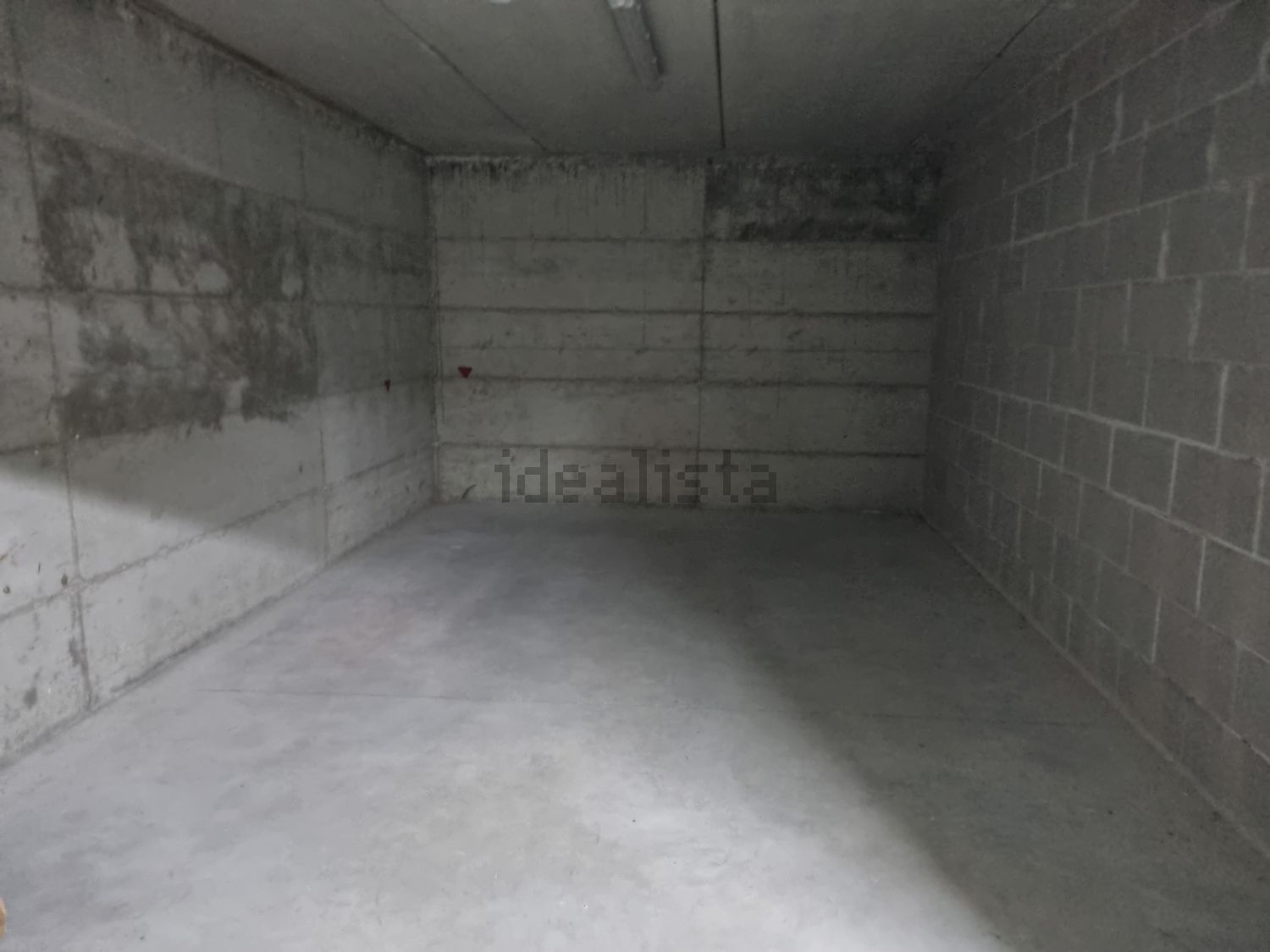 locale di sgombero in vendita a Palombara Sabina