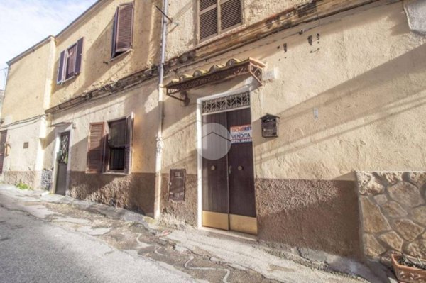 appartamento in vendita a Palombara Sabina