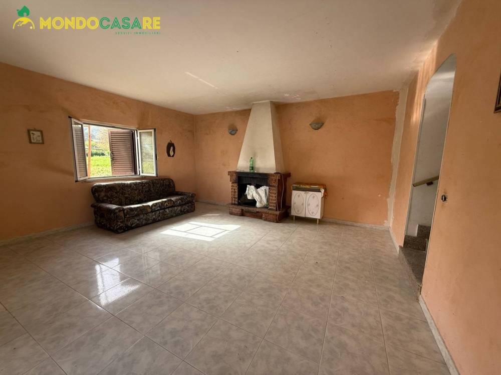 casa indipendente in vendita a Palombara Sabina
