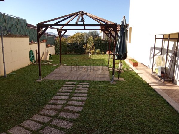 casa indipendente in vendita a Palombara Sabina