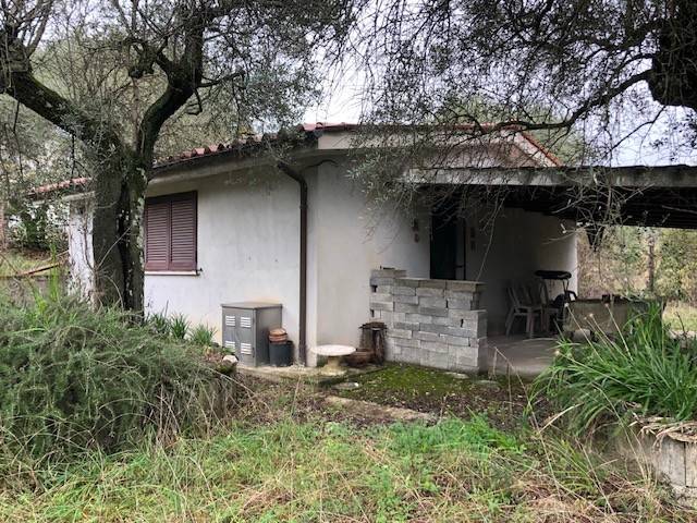 casa indipendente in vendita a Palombara Sabina