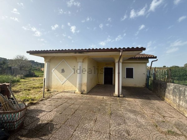 casa indipendente in vendita a Palombara Sabina