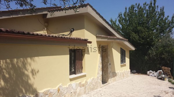 casa indipendente in vendita a Palombara Sabina