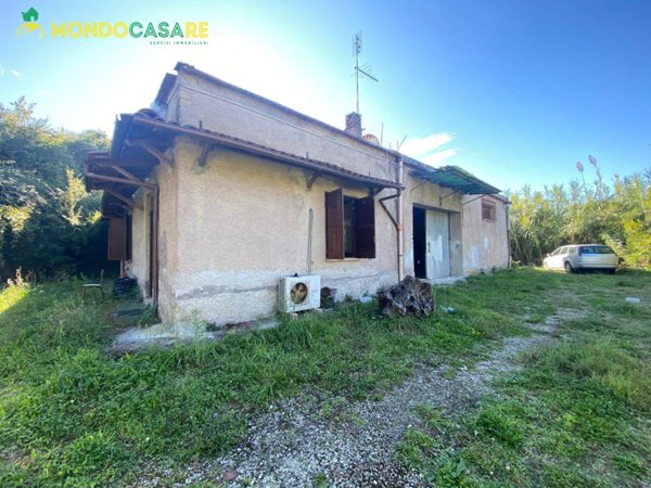 casa indipendente in vendita a Palombara Sabina
