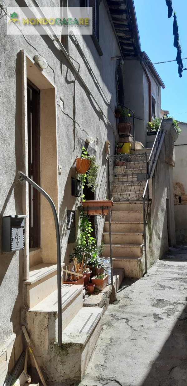 appartamento in vendita a Palombara Sabina