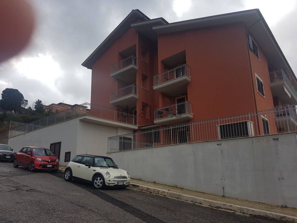 appartamento in vendita a Palombara Sabina