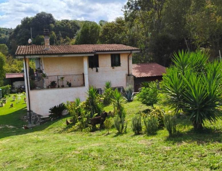 casa indipendente in vendita a Palombara Sabina