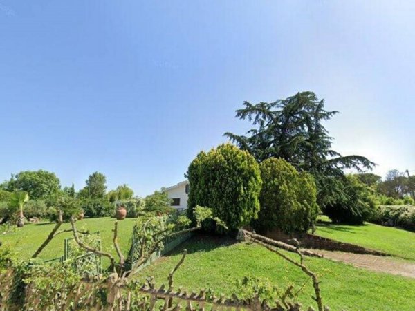 casa indipendente in vendita a Palombara Sabina