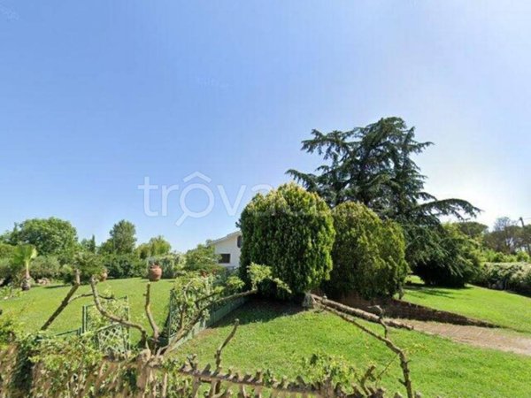 casa indipendente in vendita a Palombara Sabina