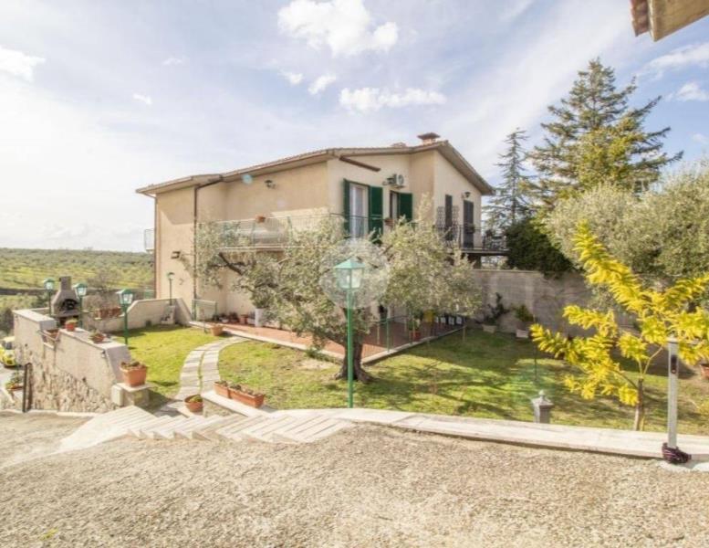 casa indipendente in vendita a Palombara Sabina