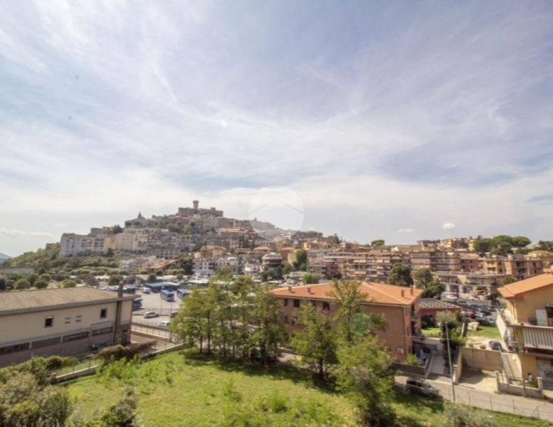 appartamento in vendita a Palombara Sabina