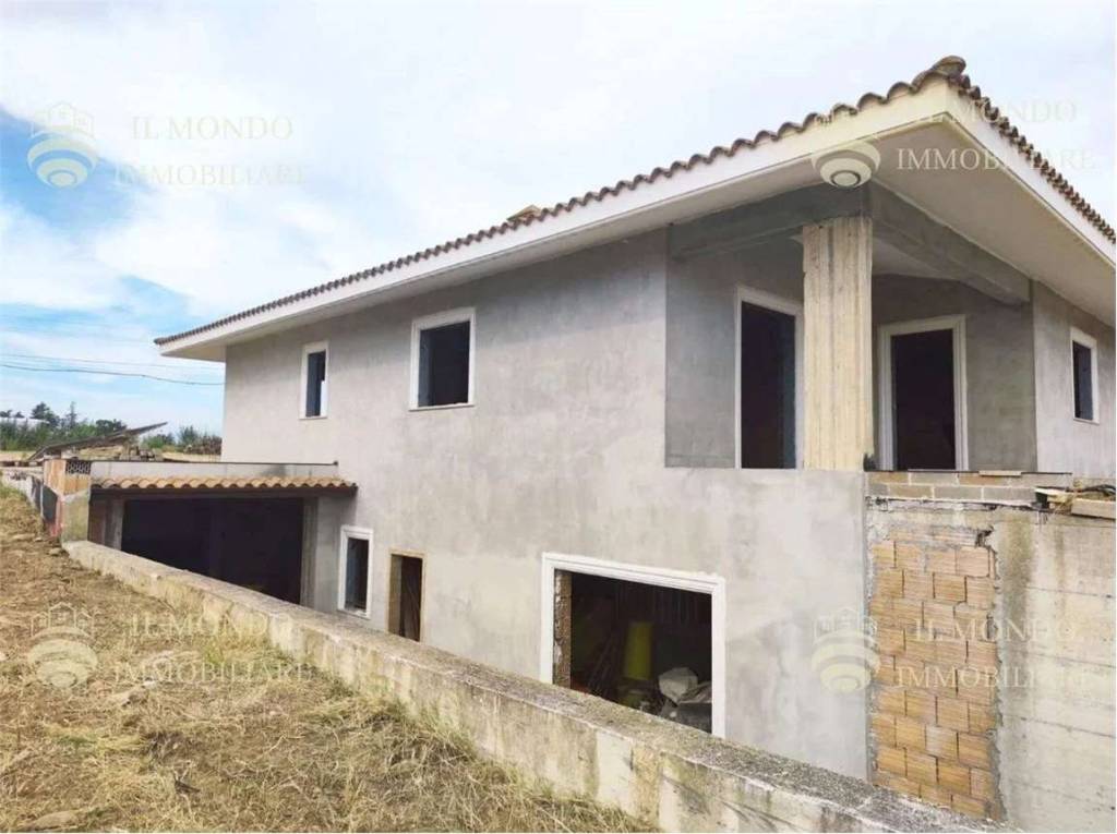 casa indipendente in vendita a Palombara Sabina