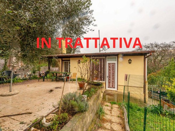 casa indipendente in vendita a Palombara Sabina