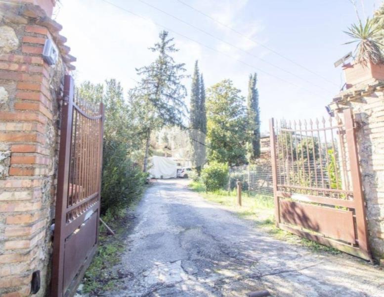 casa indipendente in vendita a Palombara Sabina