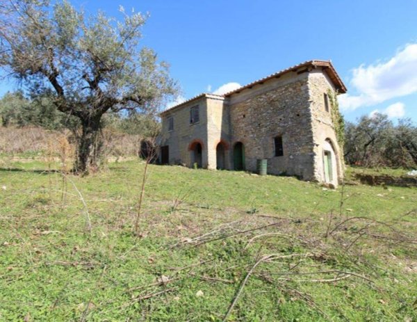 casa indipendente in vendita a Palombara Sabina