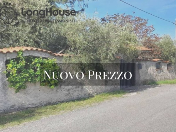 casa indipendente in vendita a Palombara Sabina