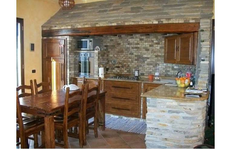 casa indipendente in vendita a Palombara Sabina