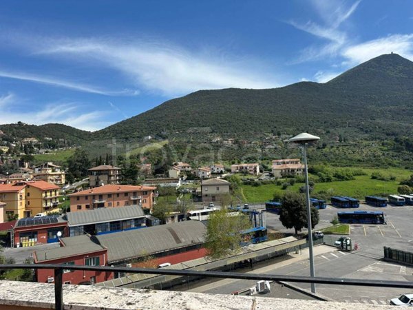 appartamento in vendita a Palombara Sabina