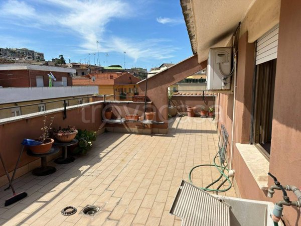 appartamento in vendita a Palombara Sabina