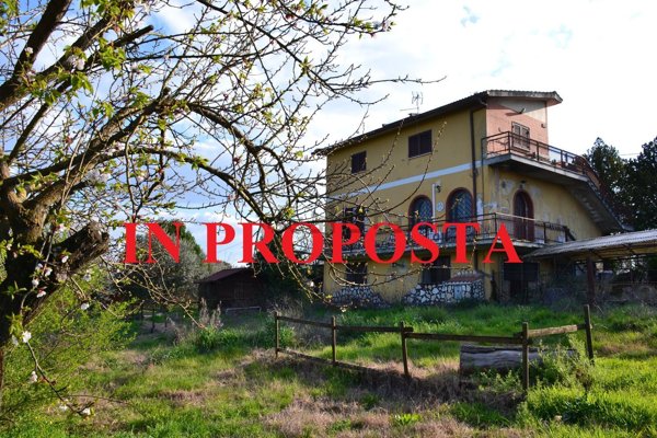 casa indipendente in vendita a Palombara Sabina