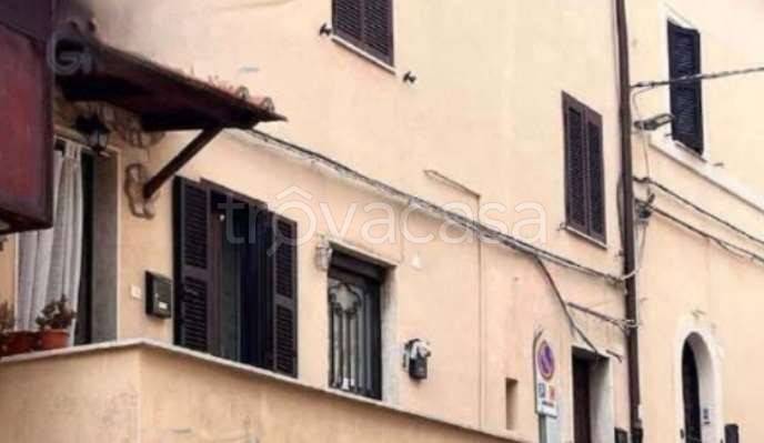 appartamento in vendita a Palombara Sabina