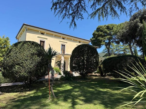 casa indipendente in vendita a Palombara Sabina