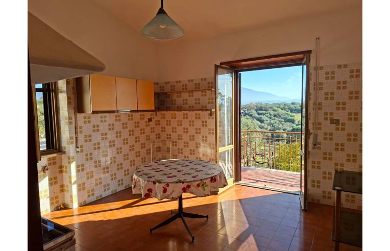 casa indipendente in vendita a Palombara Sabina in zona Cretone